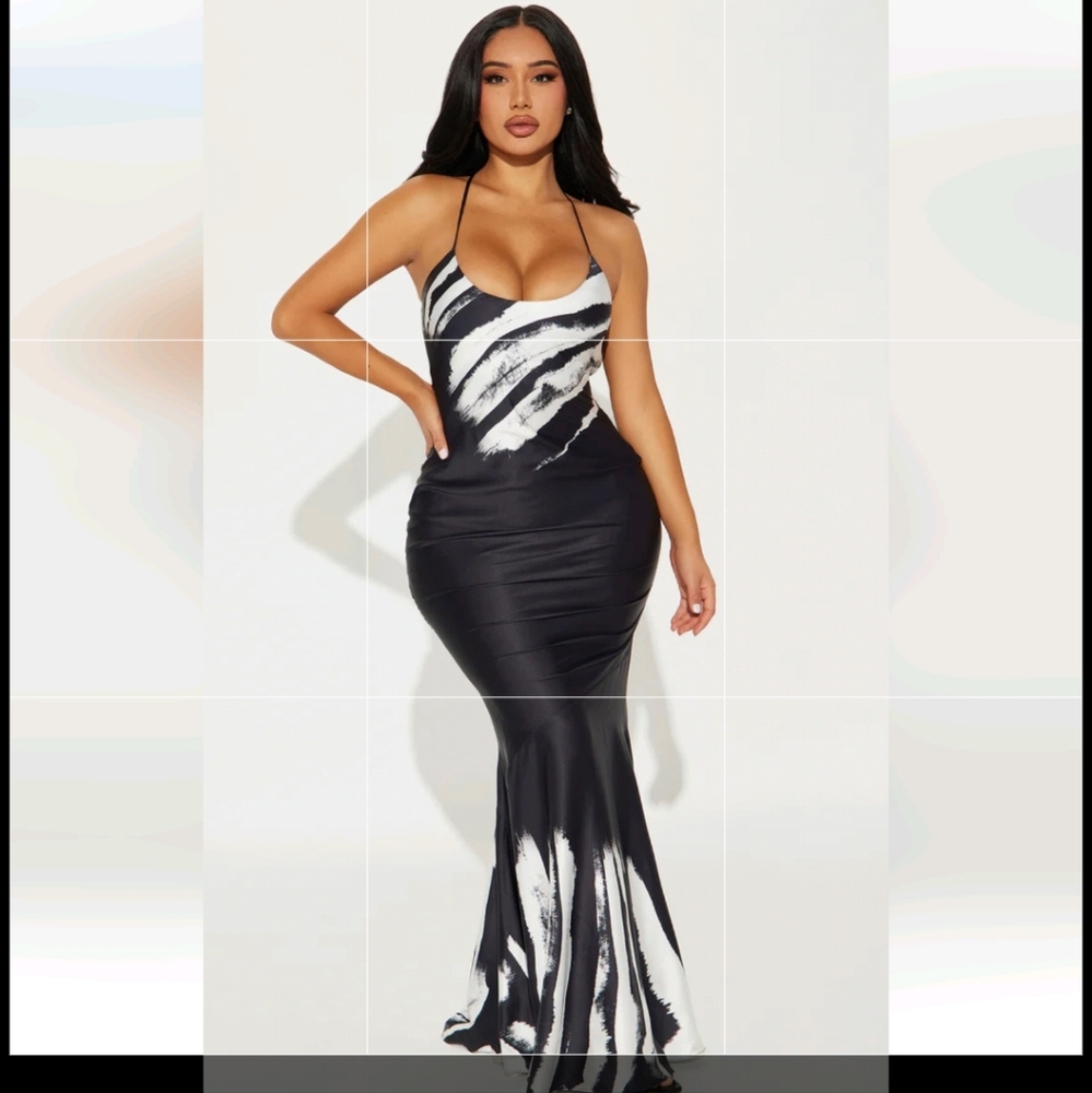 Take note black and white sad and plus size dress